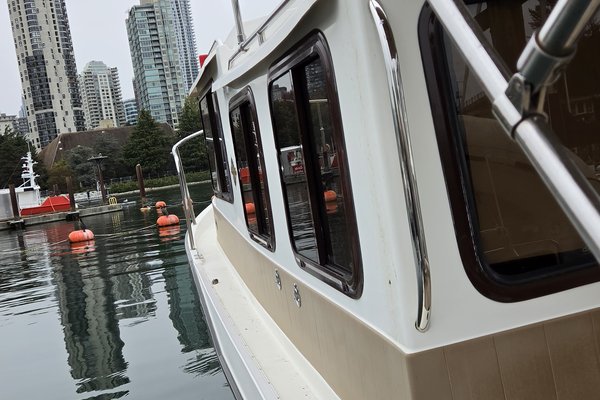 2017 Ranger Tugs R-27