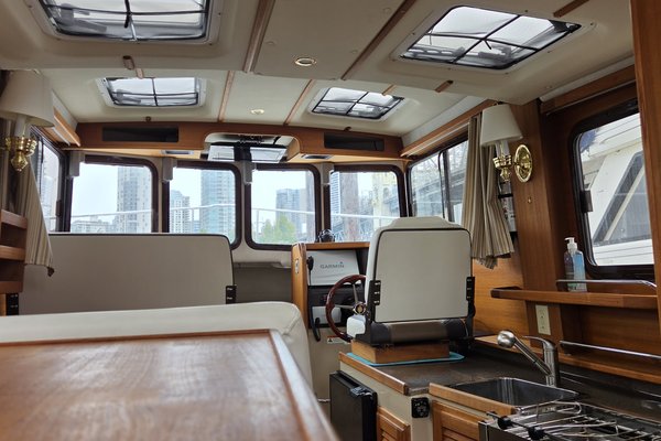 2017 Ranger Tugs R-27
