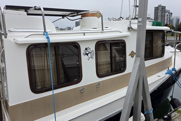 2017 Ranger Tugs R-27