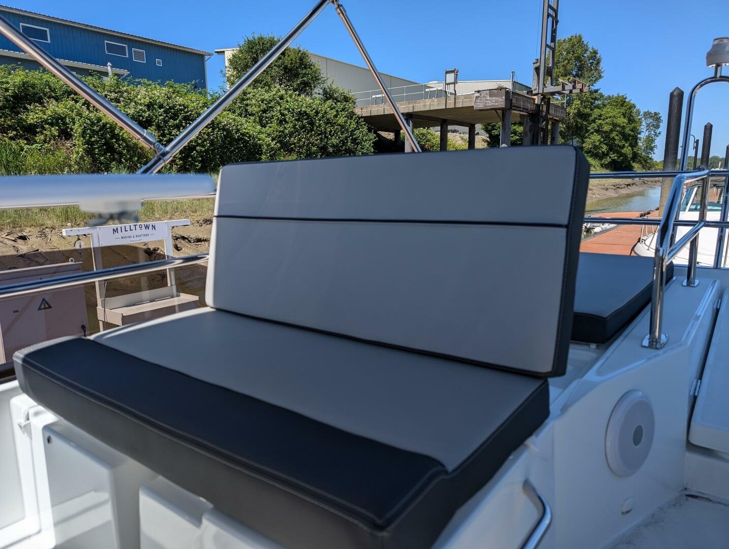 2023 Jeanneau NC 1095 FLY