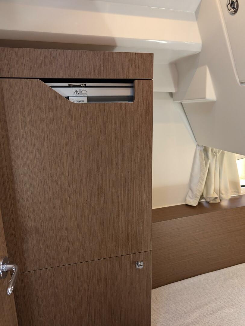 2023 Jeanneau NC 1095 FLY