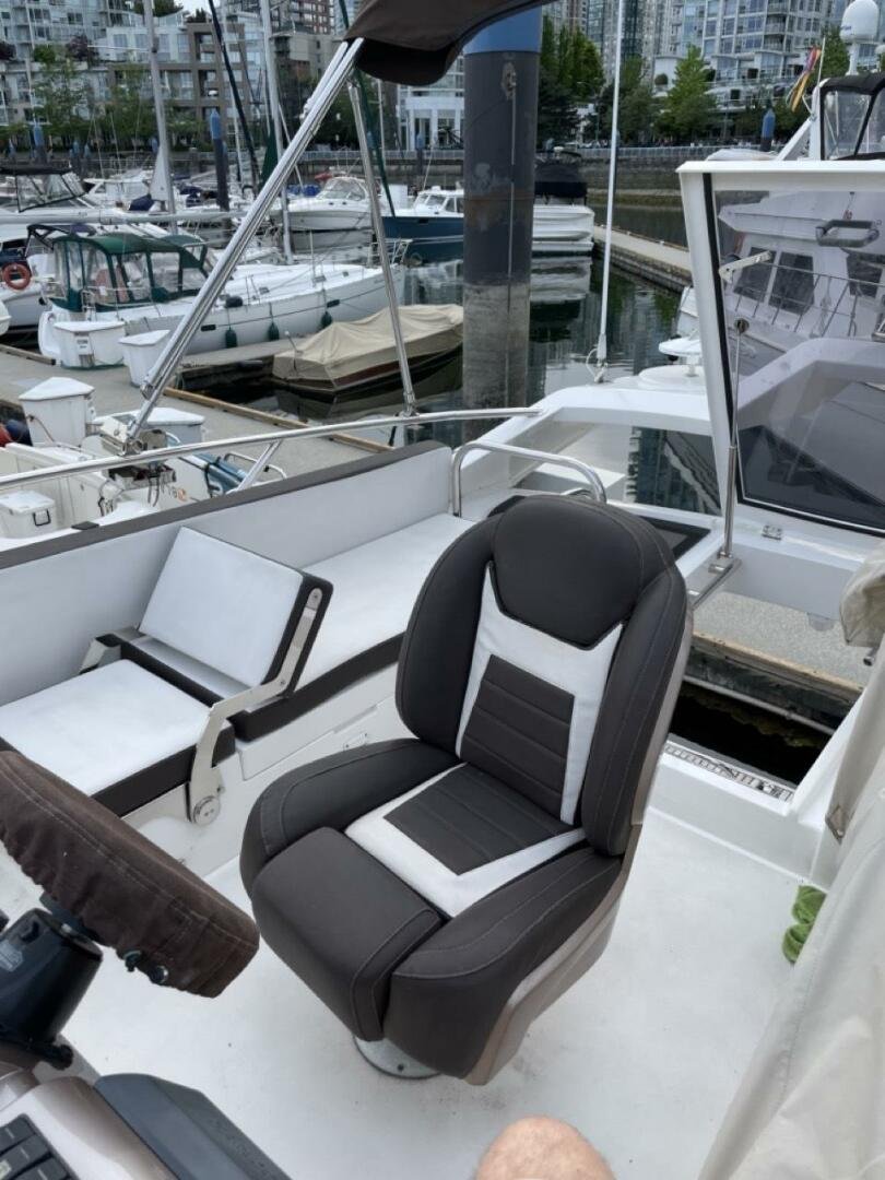 2017 Galeon 430 Skydeck