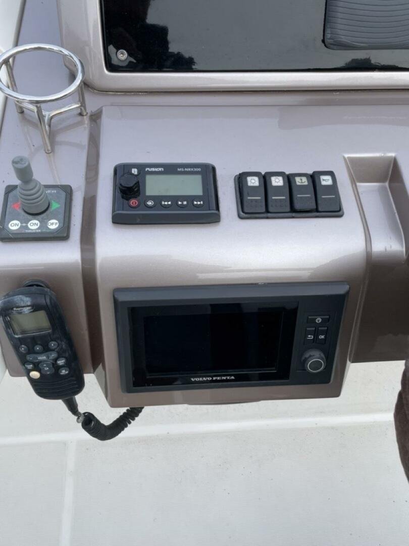 2017 Galeon 430 Skydeck