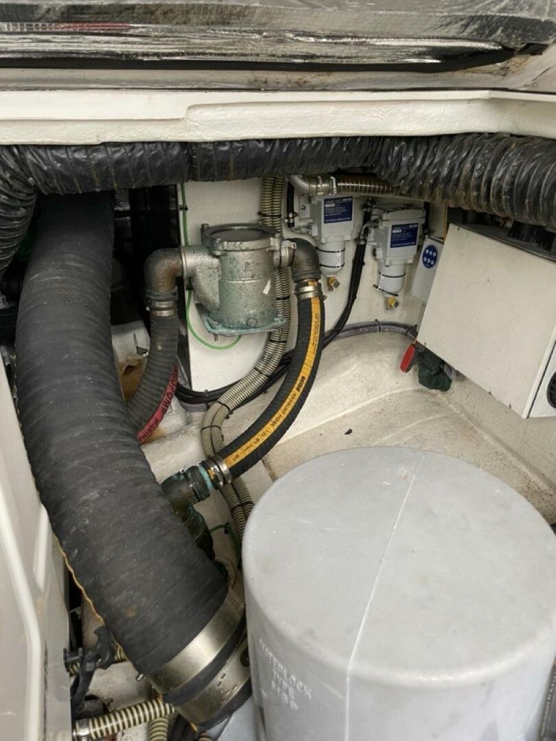 2017 Galeon 430 Skydeck