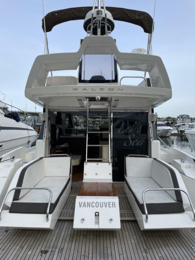 2017 Galeon 430 Skydeck