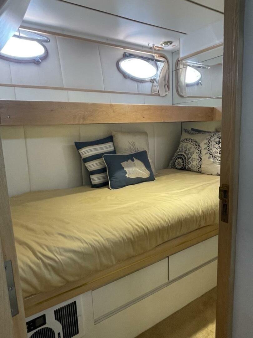 1991 Ocean Alexander null