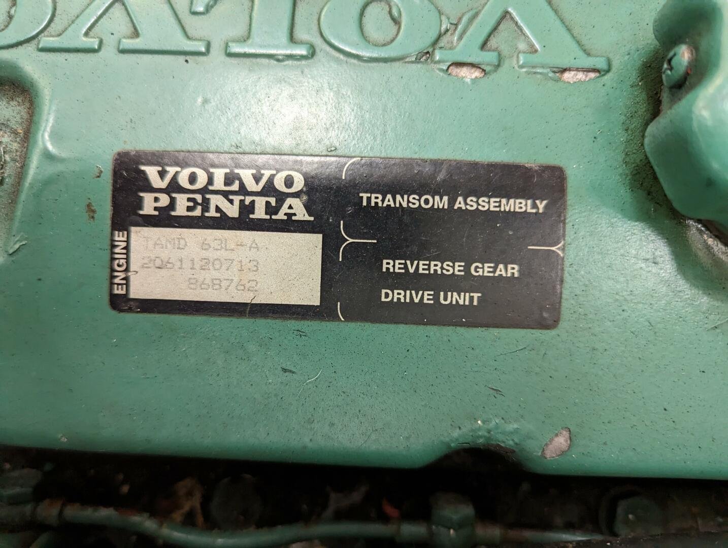 1999 Cruisers Yachts 3585 Flybridge