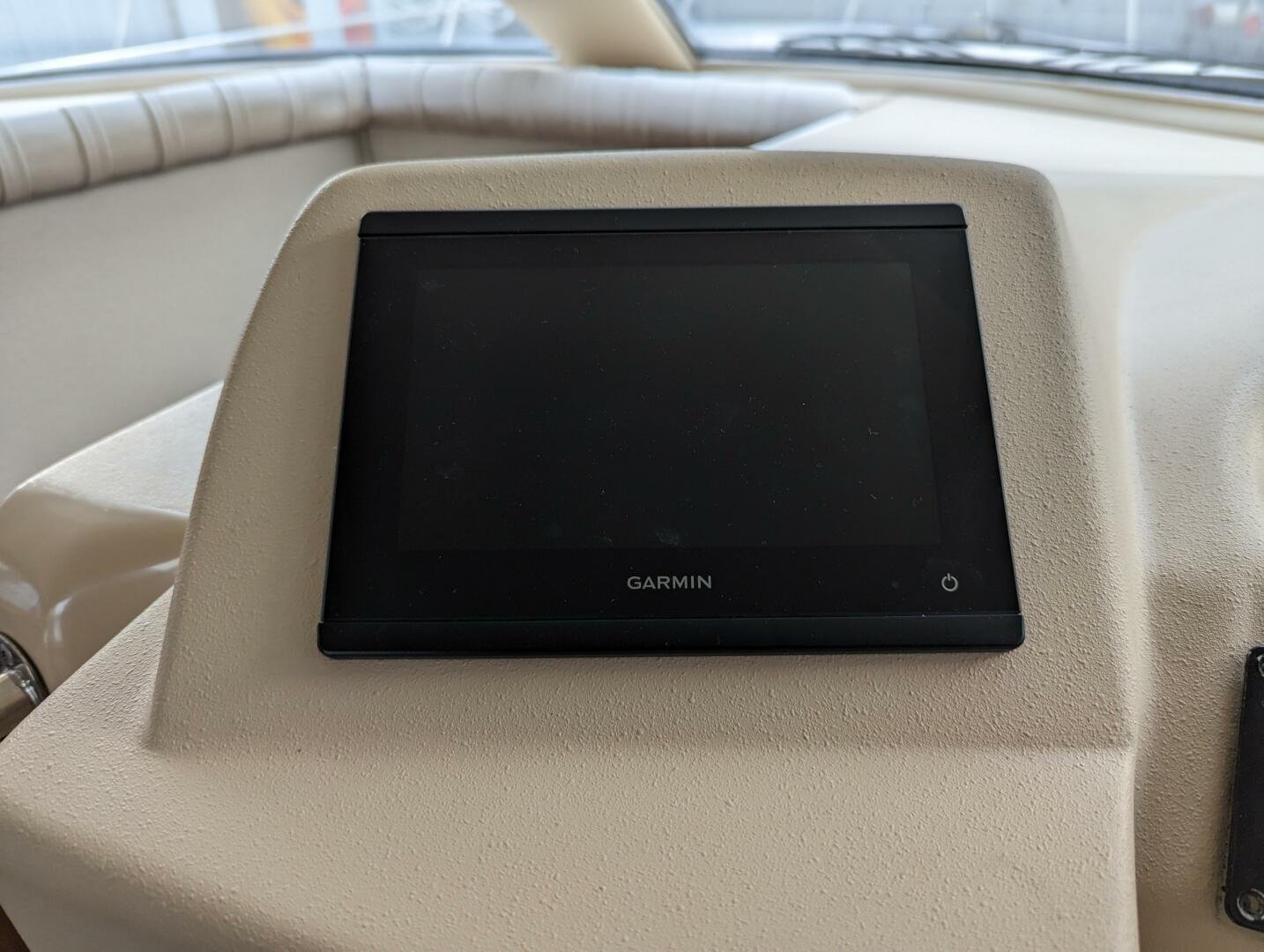 1999 Cruisers Yachts 3585 Flybridge