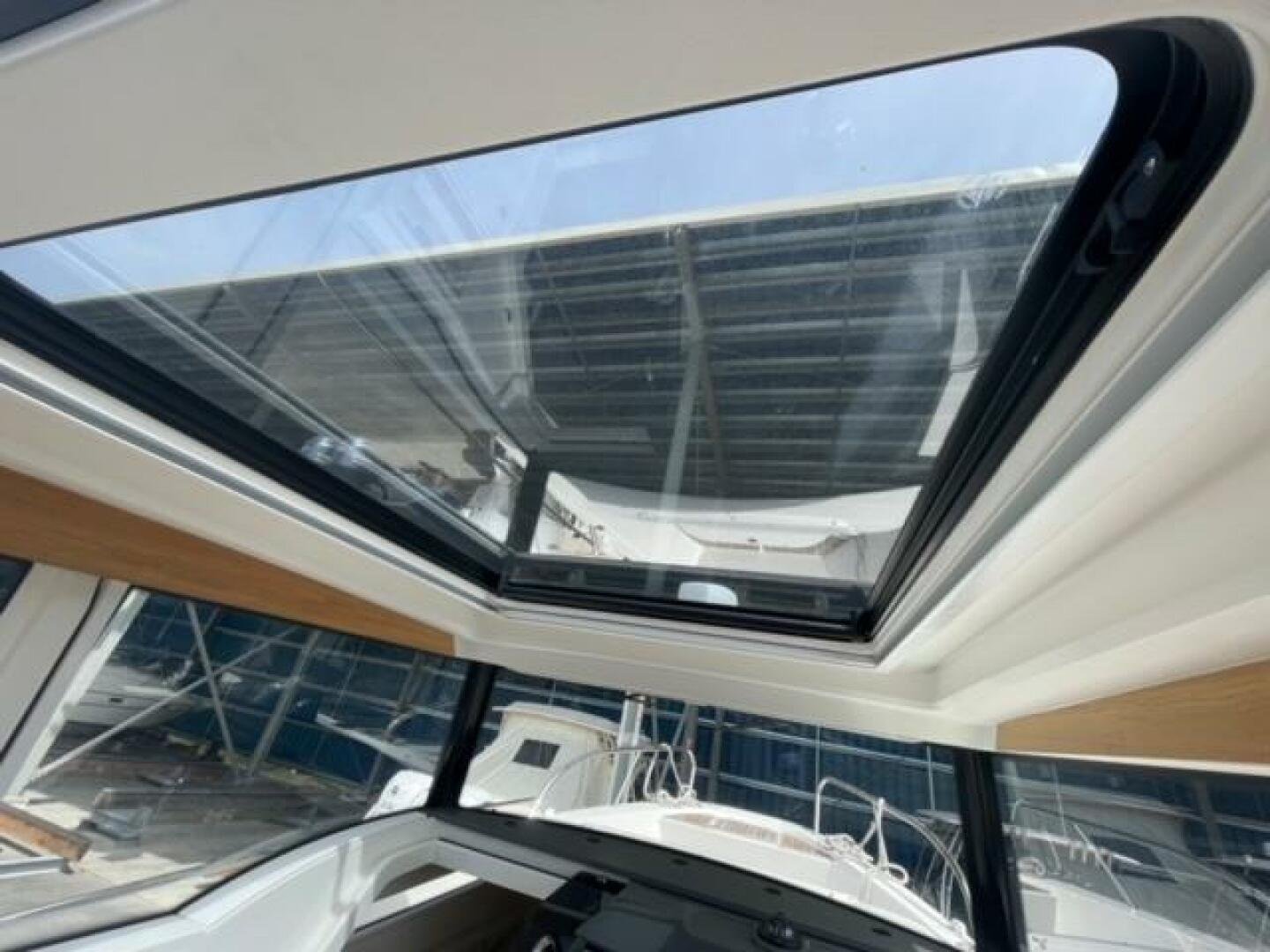 2019 Nimbus Commuter 9