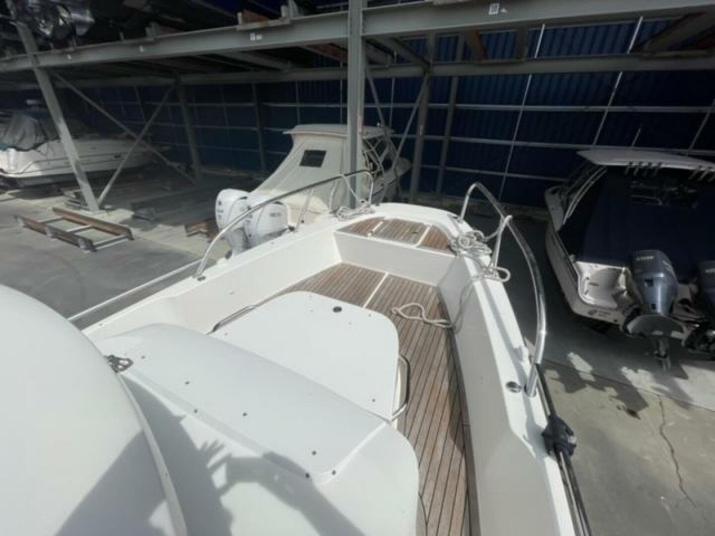 2019 Nimbus Commuter 9