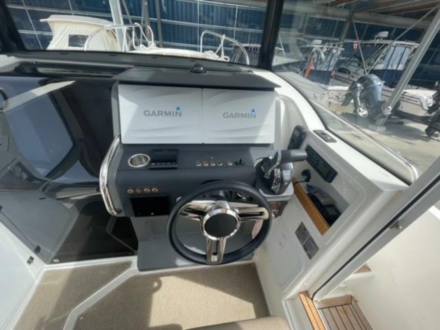 2019 Nimbus Commuter 9