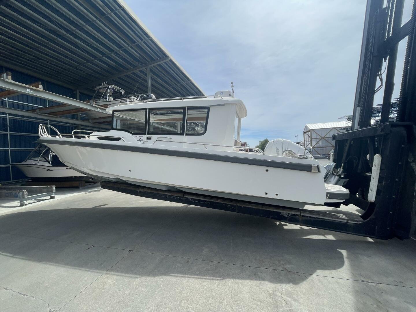 2019 Nimbus Commuter 9