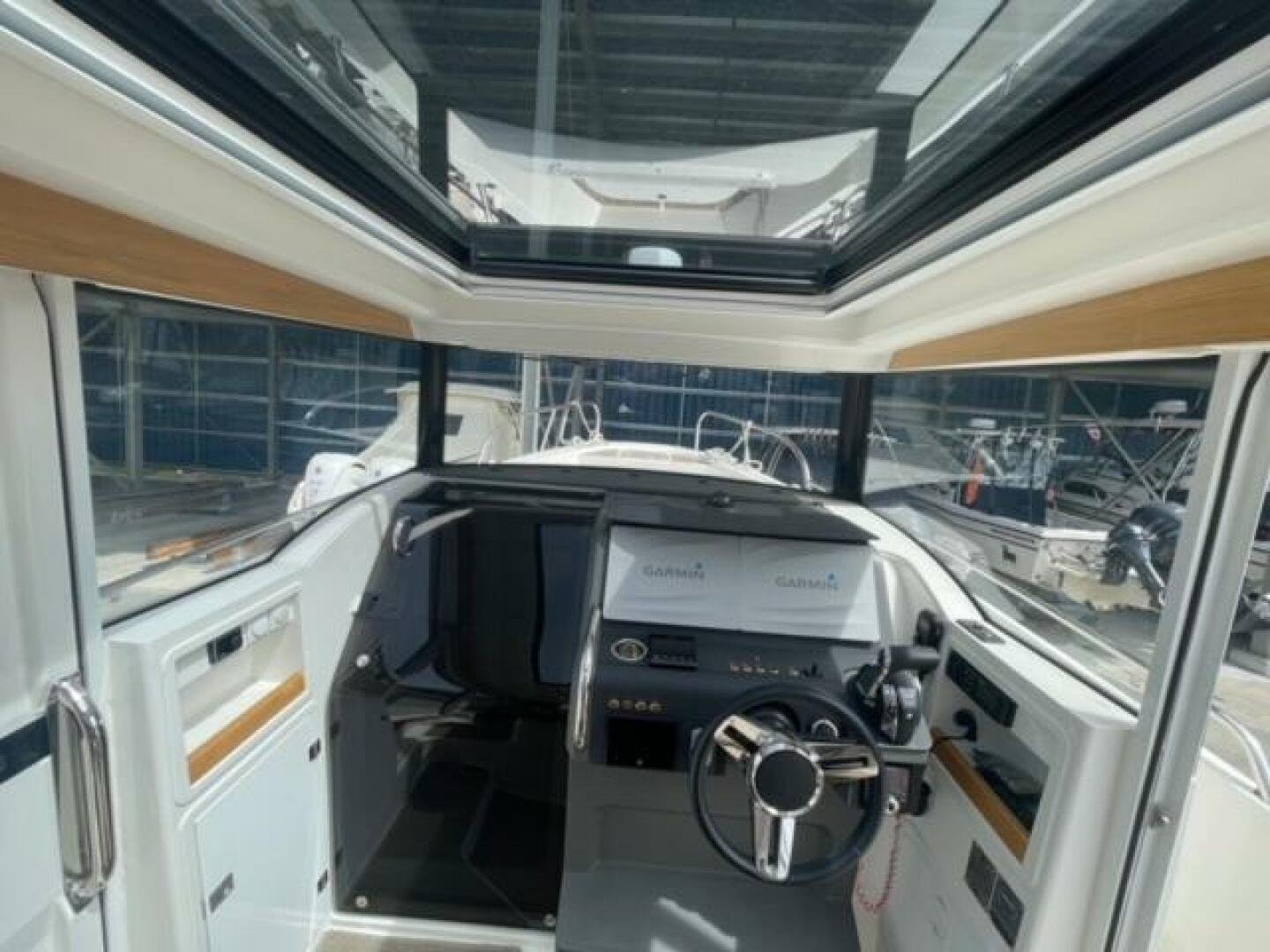 2019 Nimbus Commuter 9