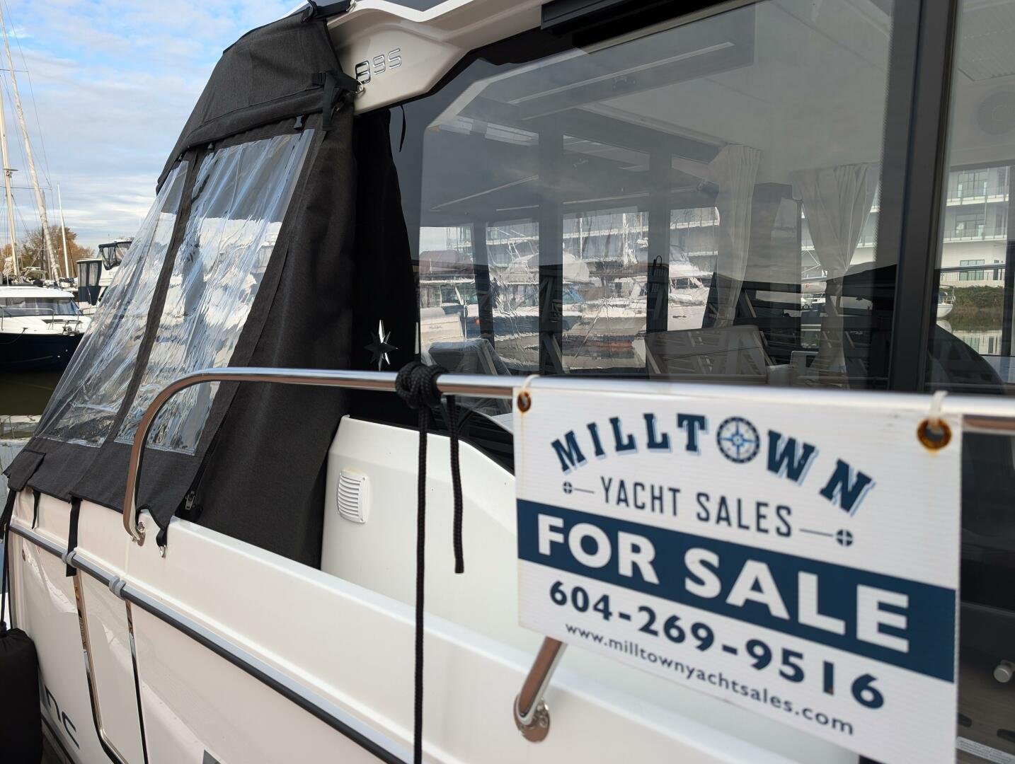 2025 Jeanneau NC 895 S2