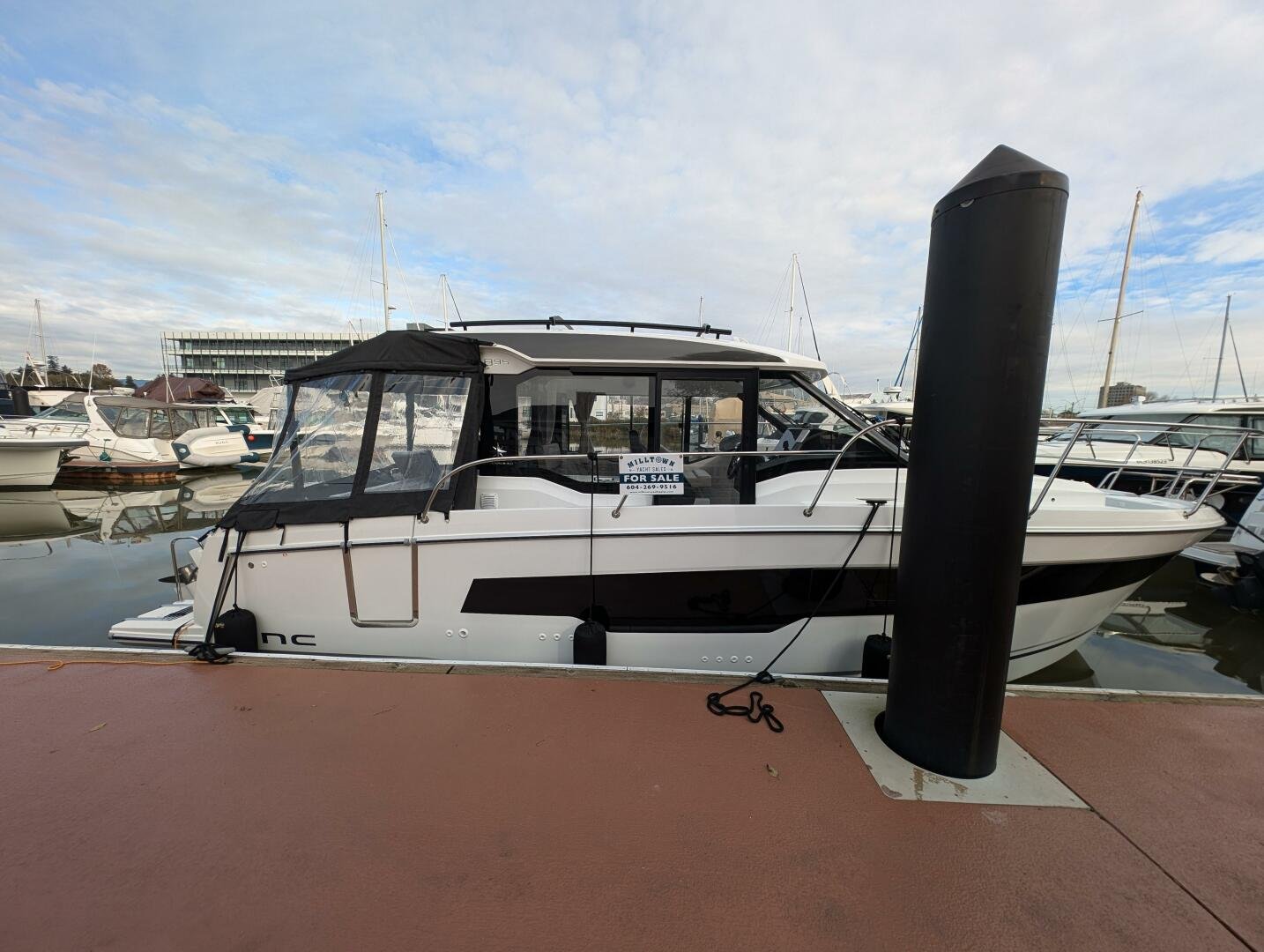 2025 Jeanneau NC 895 S2