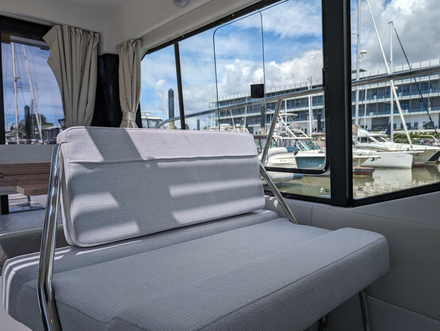 2025 Jeanneau NC 895 S2