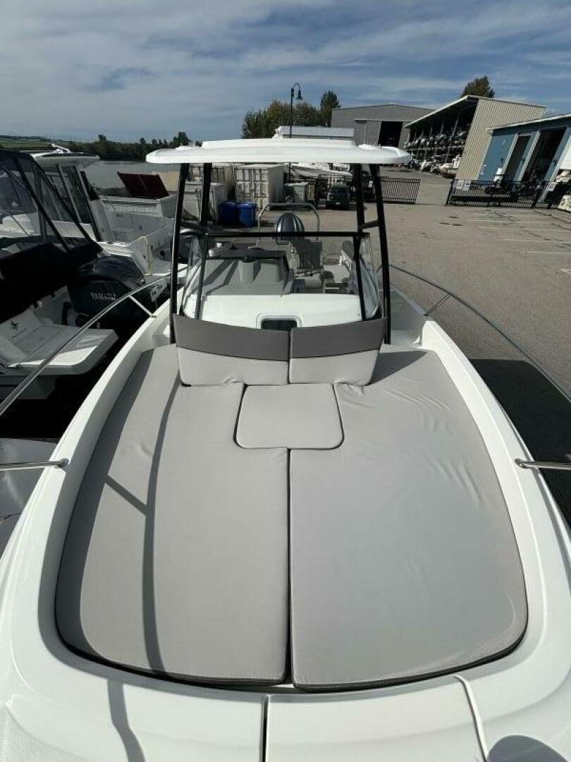 2023 Jeanneau Leader 7.5 WA