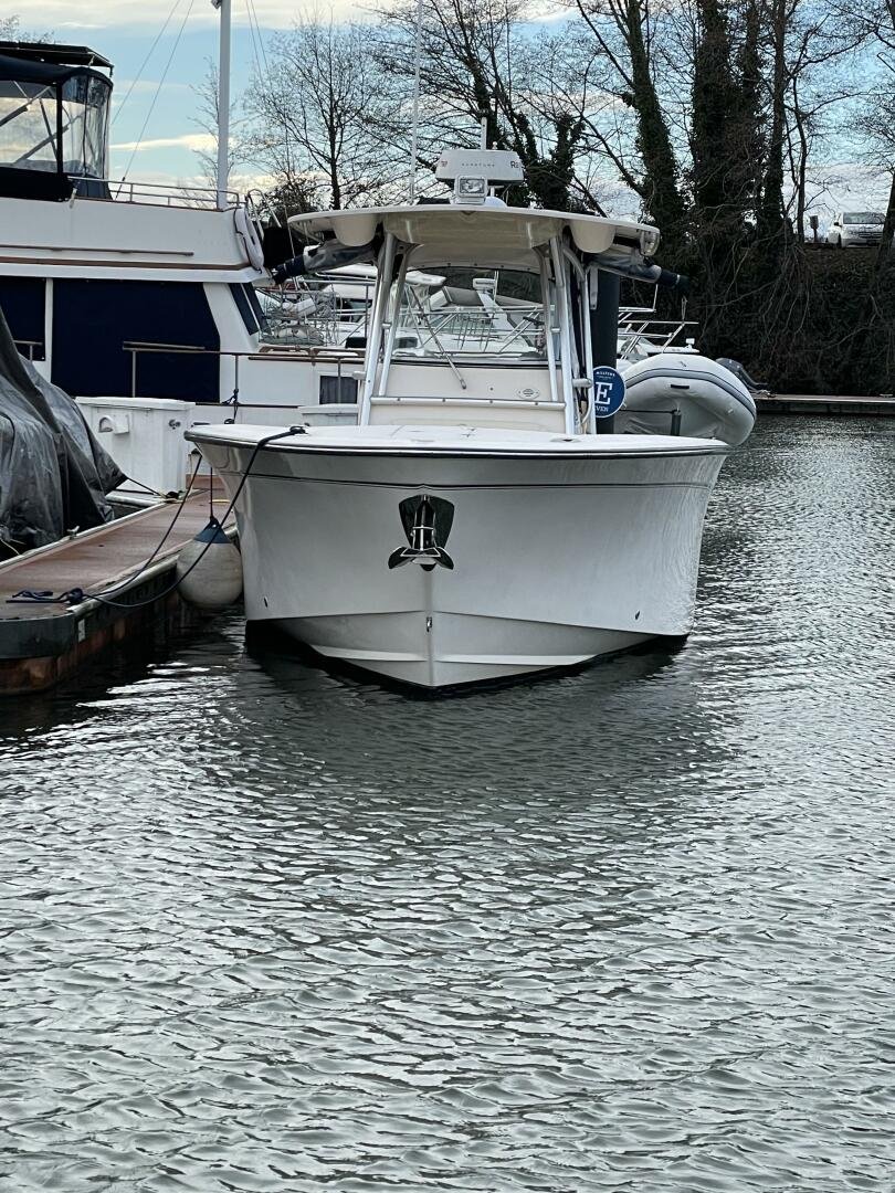 2006 Grady-White 306 Bimini