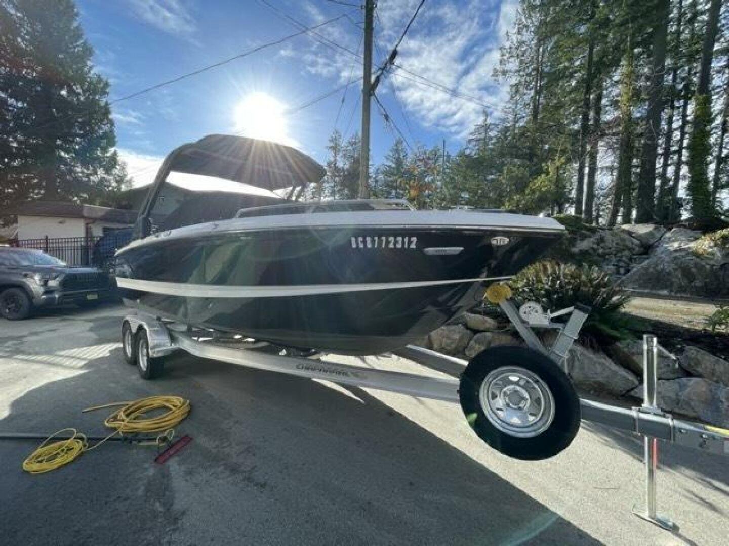 2023 Chaparral 250 OSX