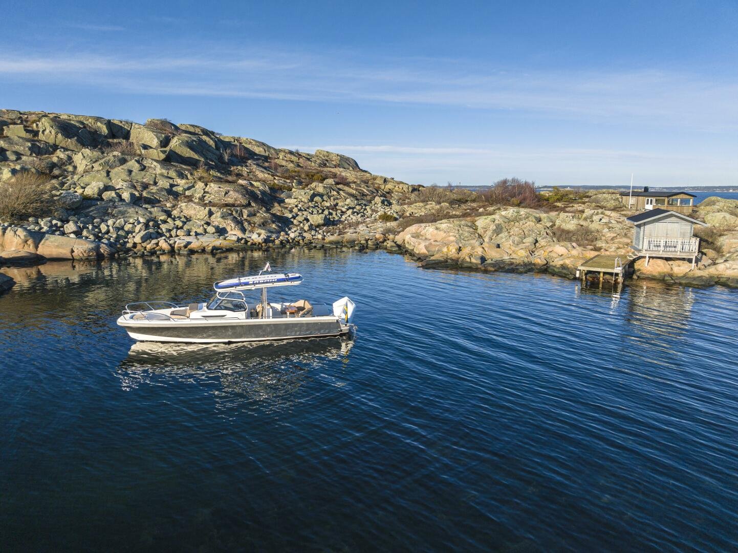 2025 Nimbus Tender 9