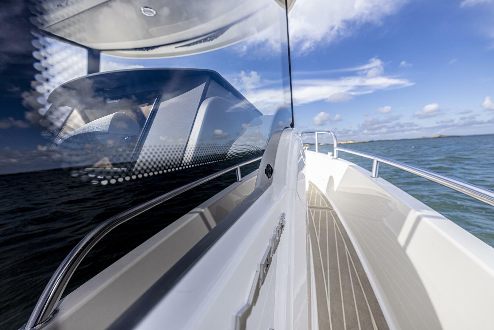 2025 Nimbus Commuter 8