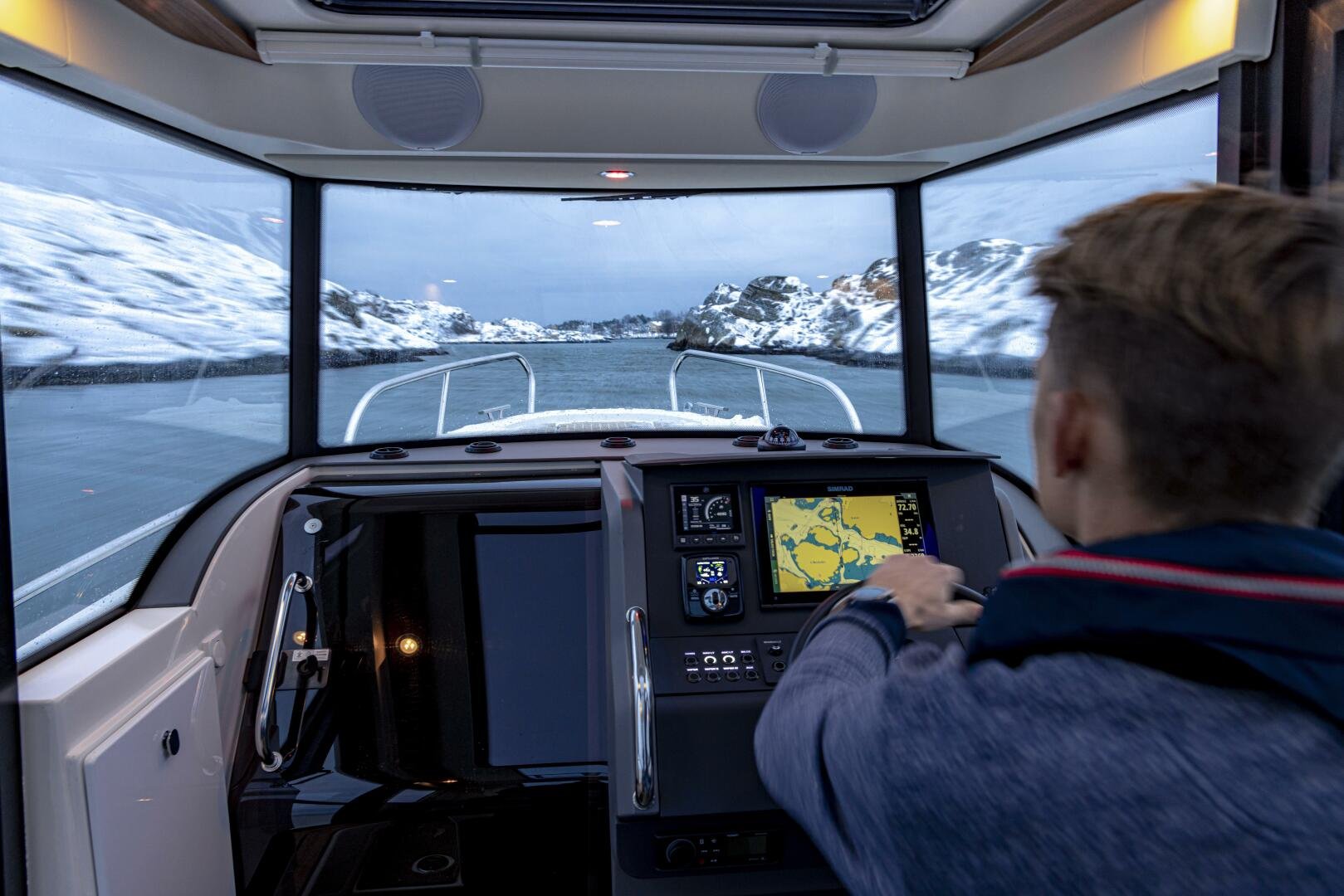 2025 Nimbus Commuter 8