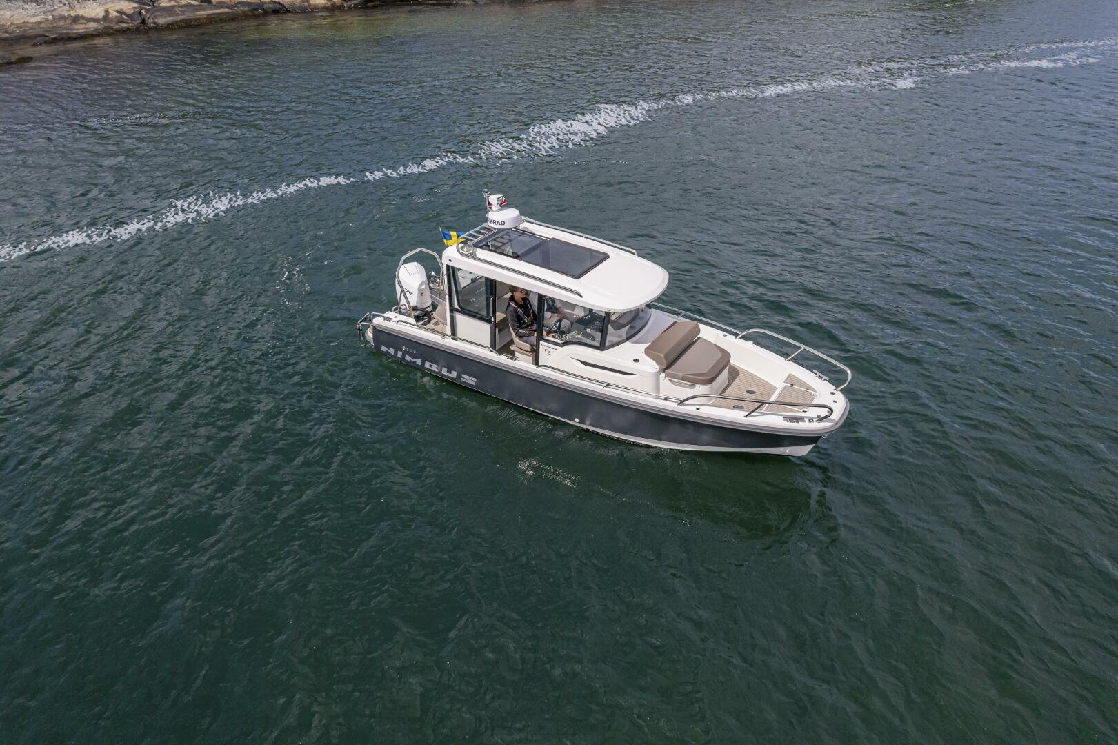 2025 Nimbus Commuter 8