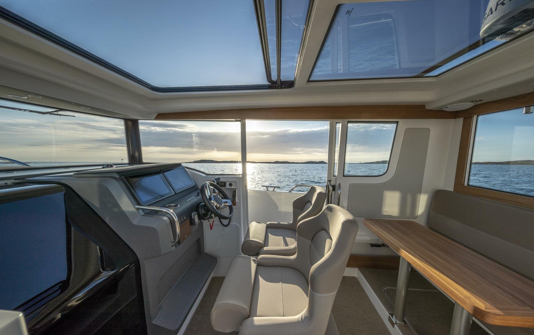 2025 Nimbus Commuter 9