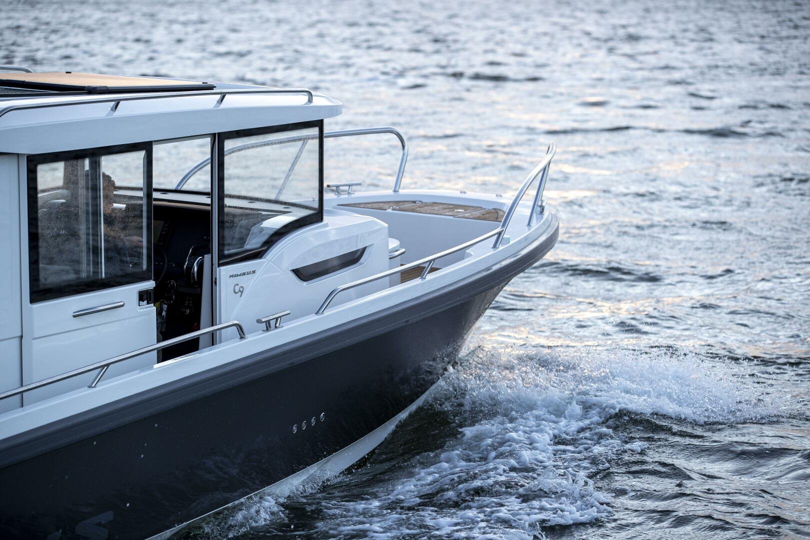 2025 Nimbus Commuter 9