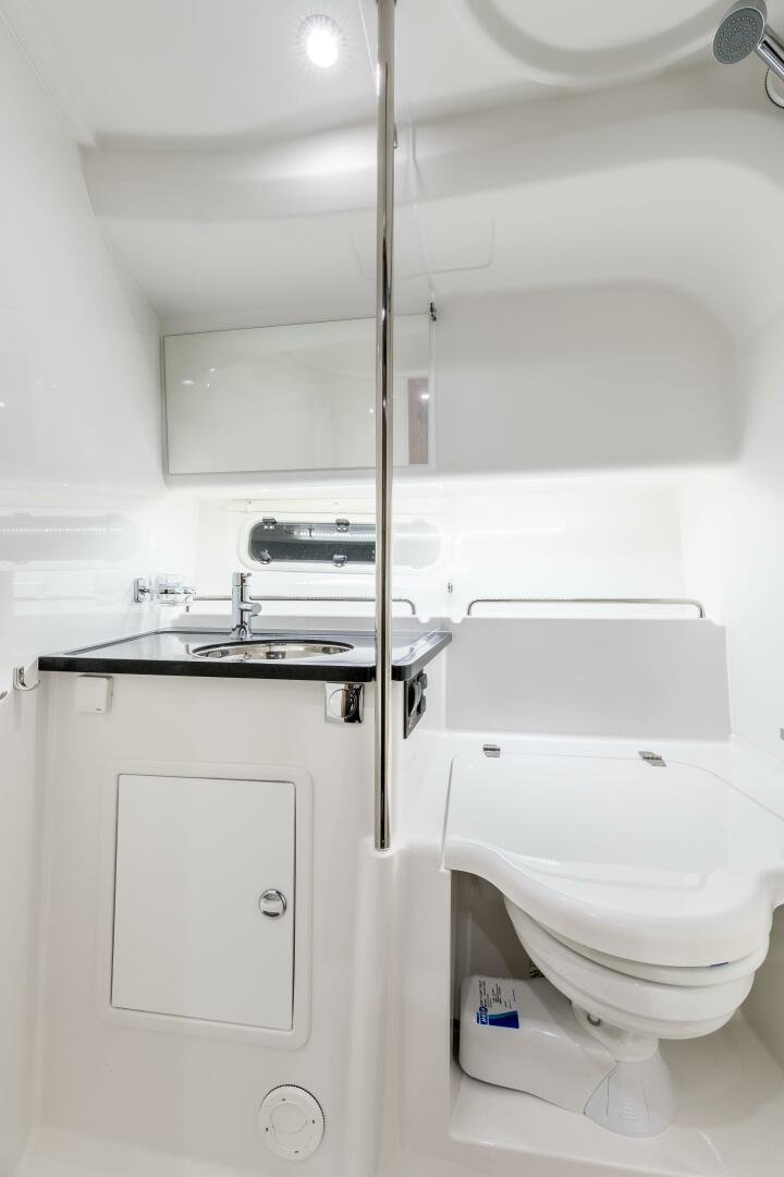 2025 Nimbus 305 Drophead