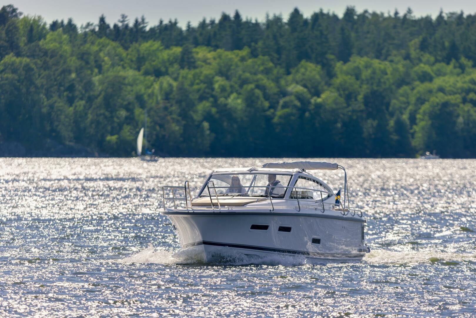 2025 Nimbus 305 Drophead