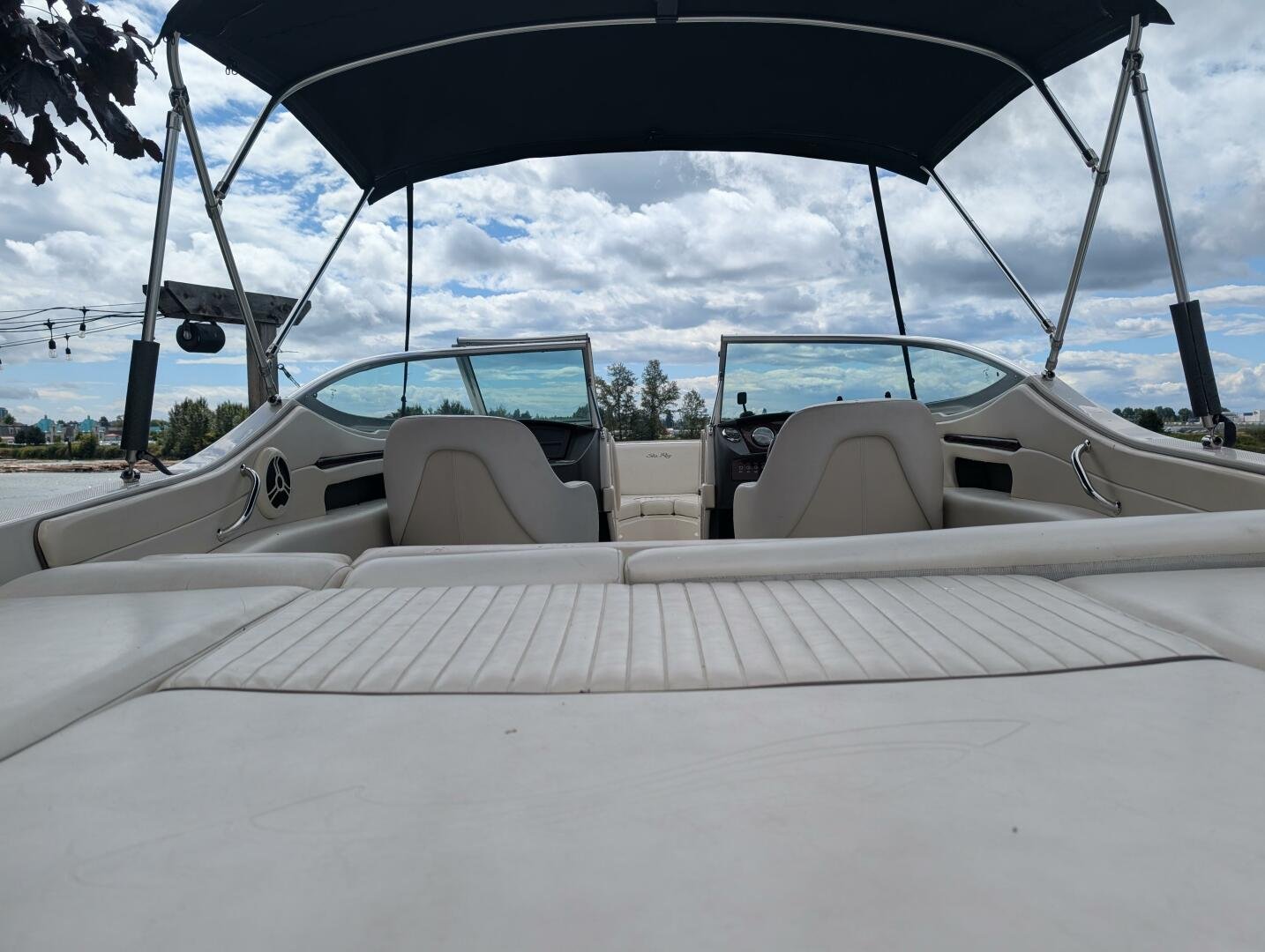 2008 Sea Ray 230 Select