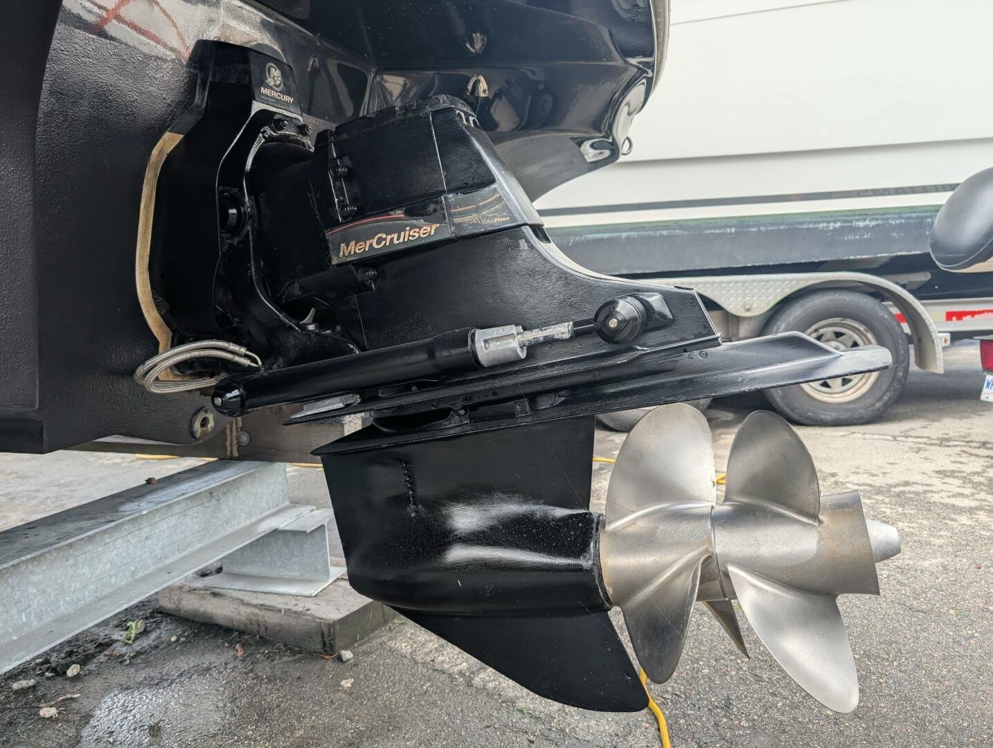 2008 Sea Ray 230 Select