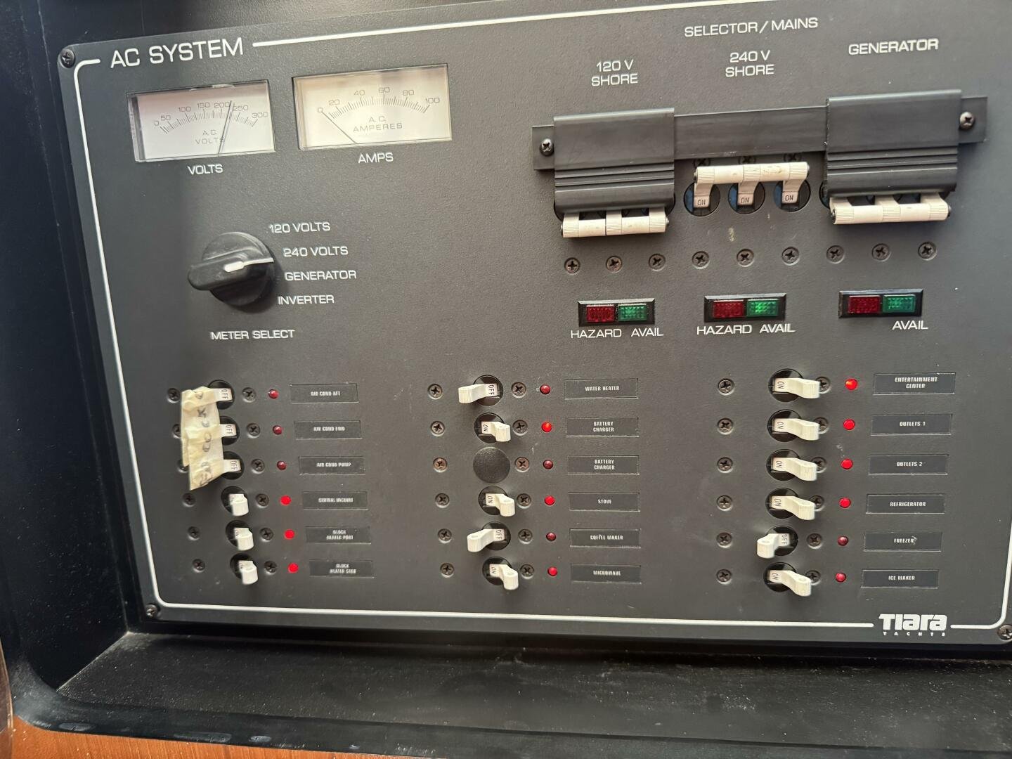 2004 Tiara Yachts 4000 Express