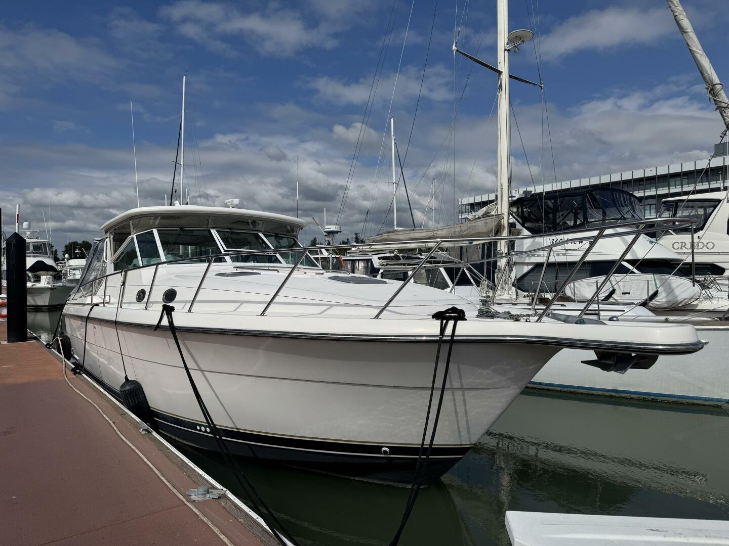 2004 Tiara Yachts 4000 Express