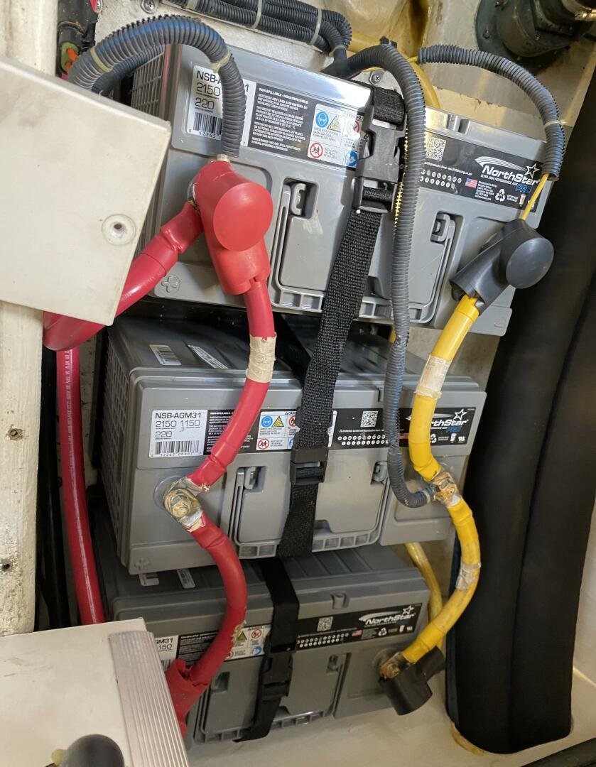 2004 Tiara Yachts 4000 Express