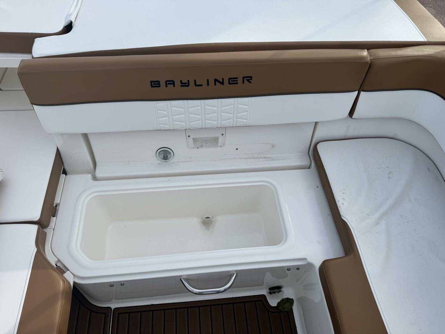 2021 Bayliner VR6