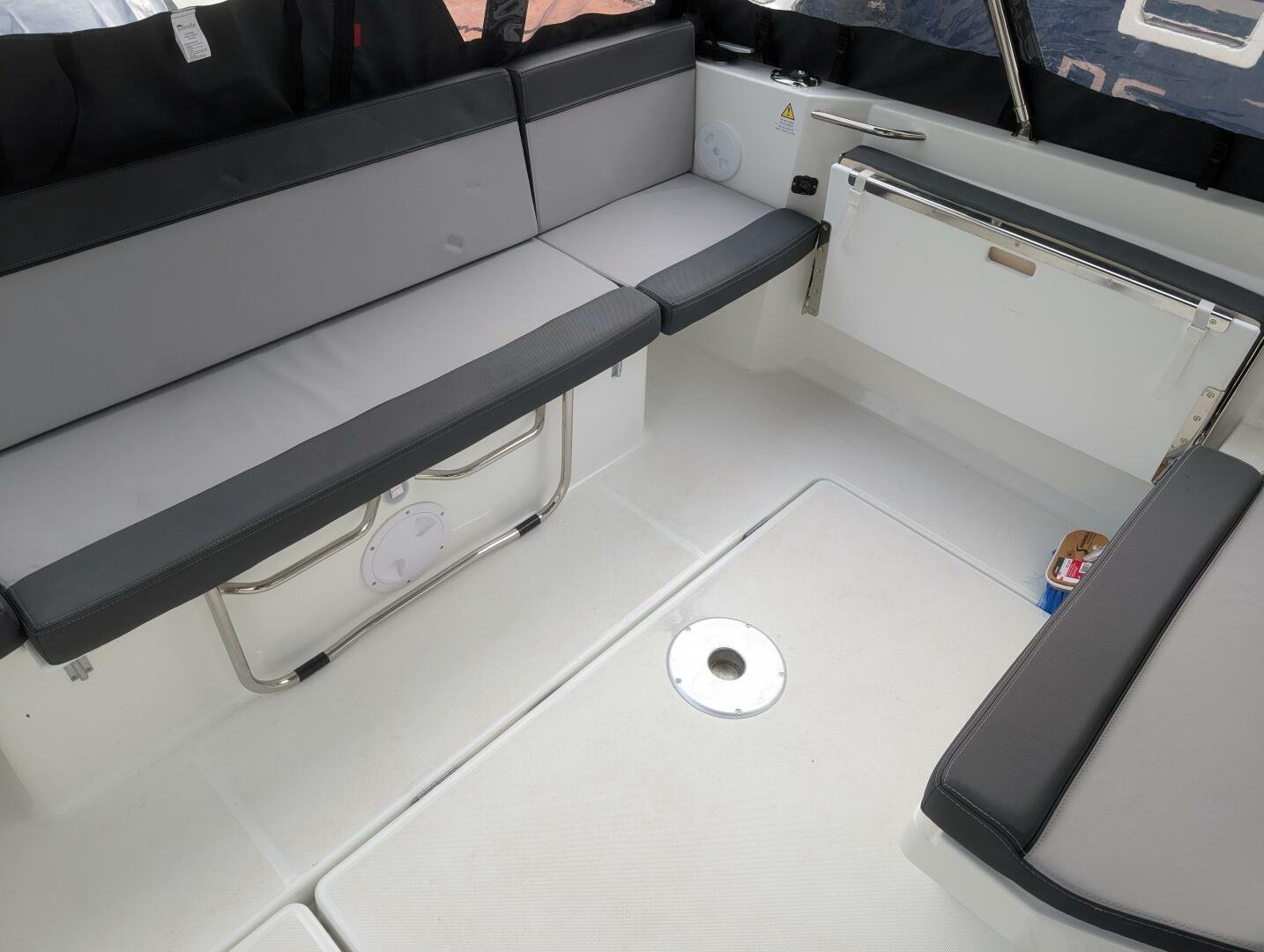 2024 Jeanneau NC 795 Series 2