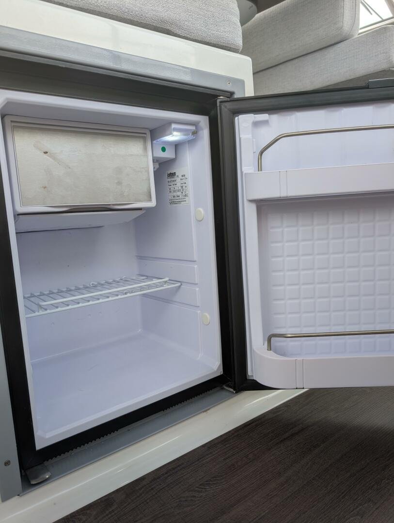 2024 Jeanneau NC 795 Series 2