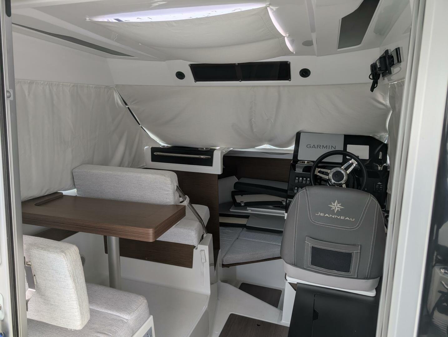 2024 Jeanneau NC 795 Series 2